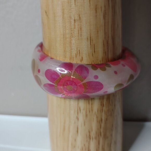 8 Inch Vintage Cute Pink Flower Bangle - Picture 3 of 11